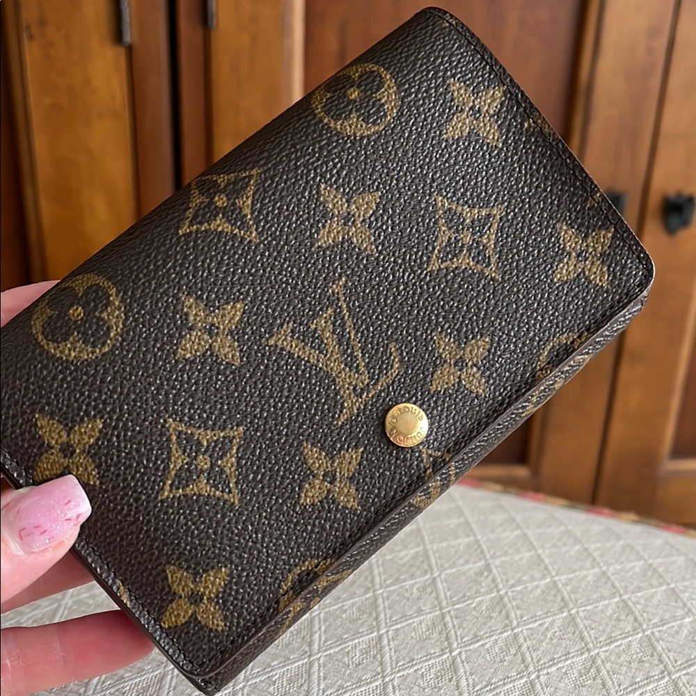 Louis Vuitton Monogram Porte Monnaie Billets Tresor Wallet EUC - Picture 7 of 17